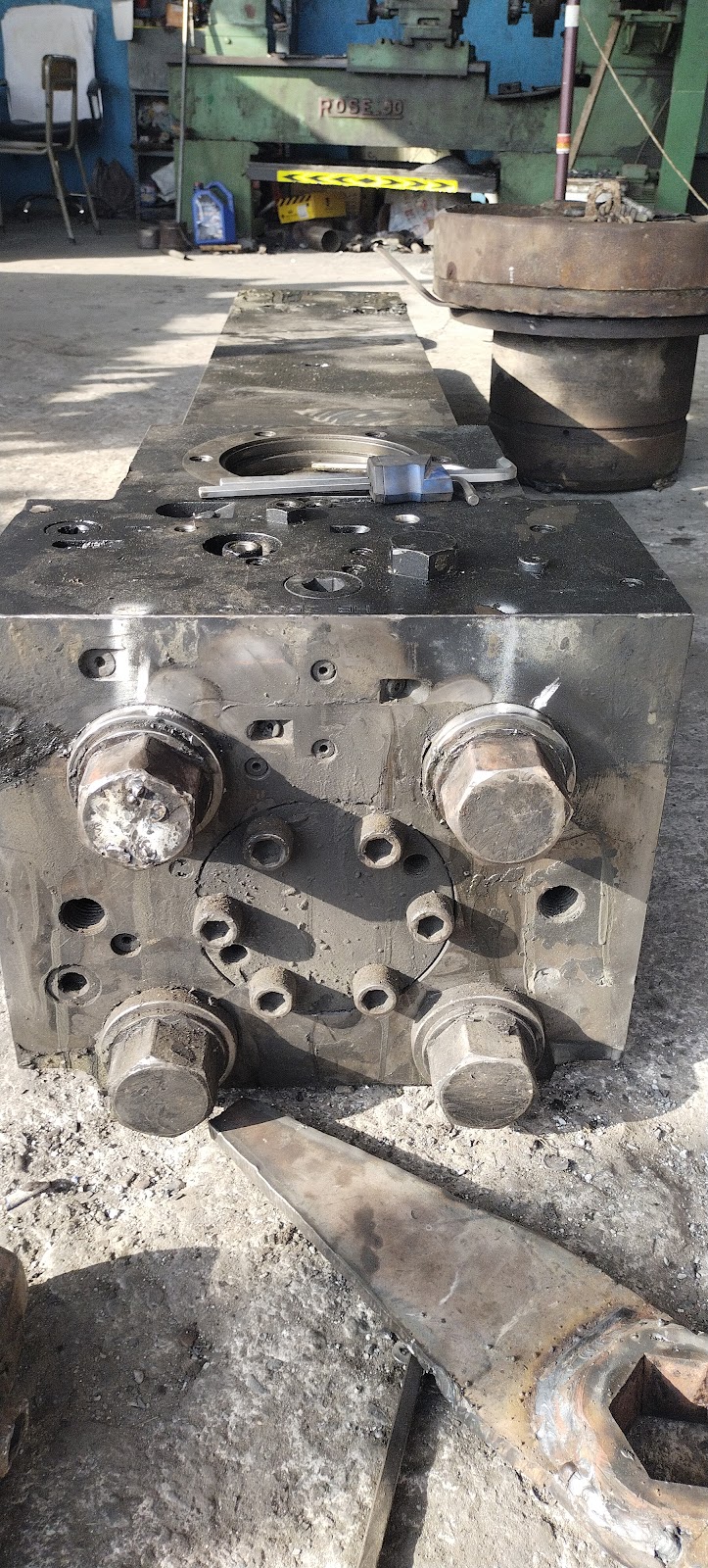 Aaqib heavy Equipment And Vehicle Repairing Service LLC photo