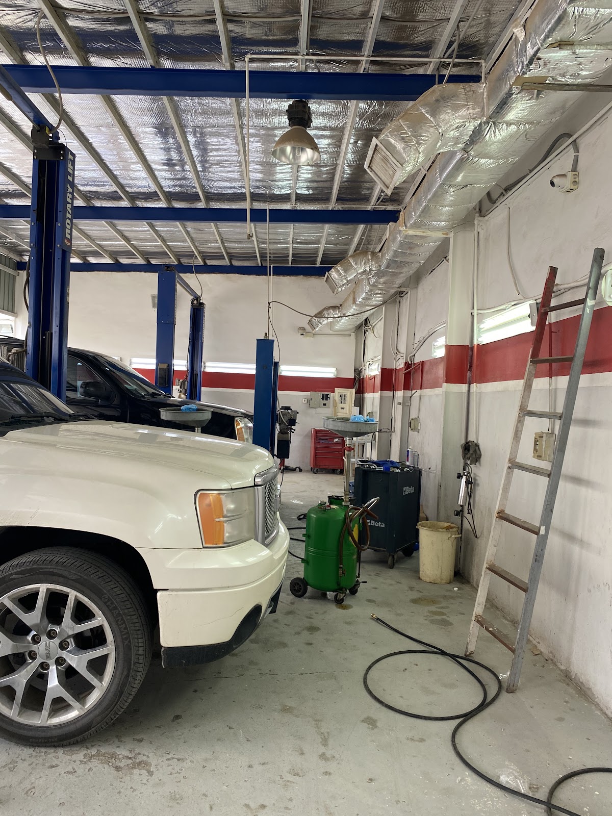 ACDelco Service center Al Madinah مركز خدمة ايه سي دلكو المدينة المنوره photo