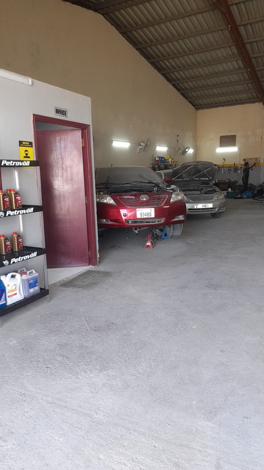 Ajman alridaa garage photo