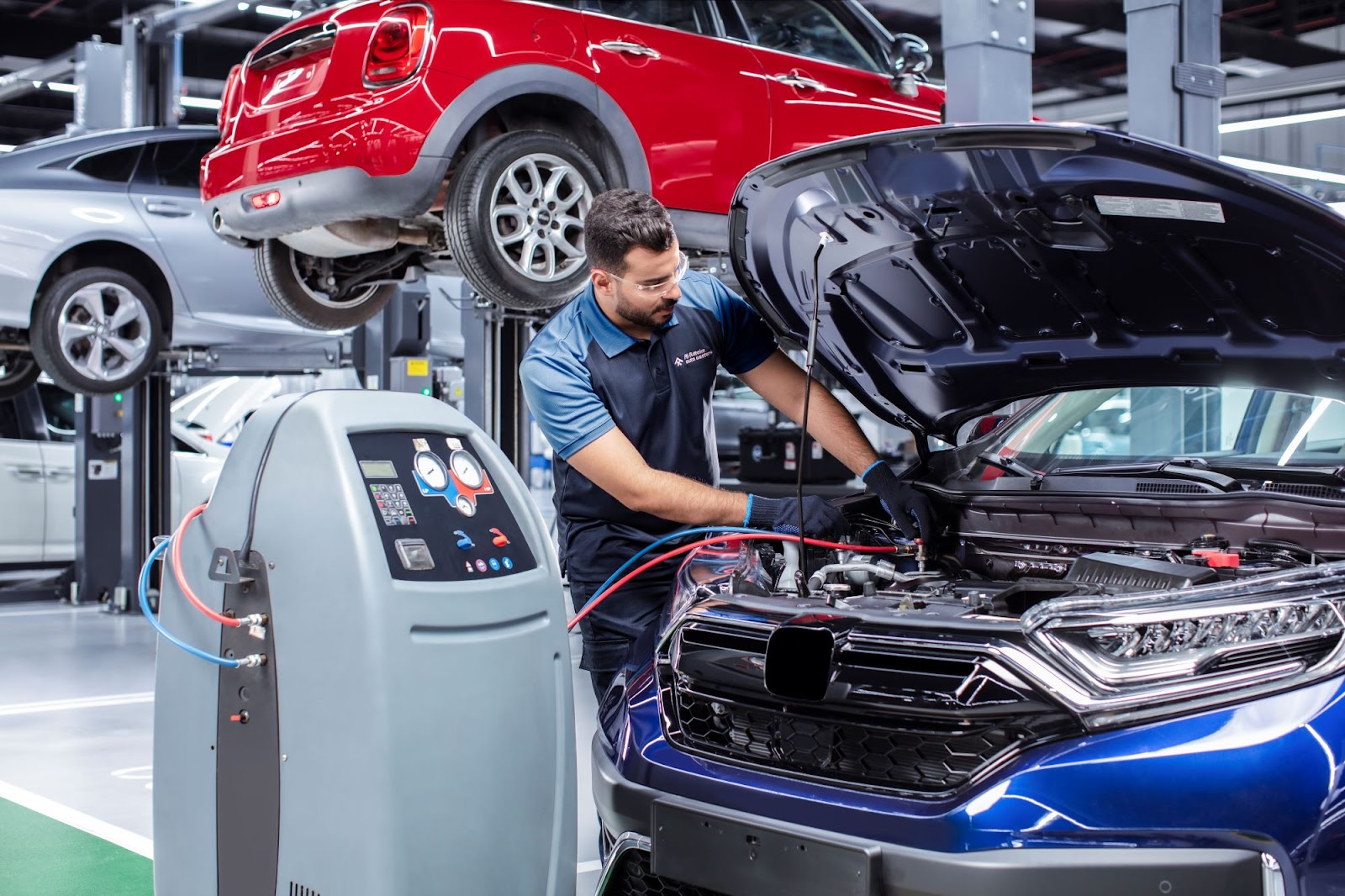 Al-Futtaim Auto Centers – City Center Al Zahia photo