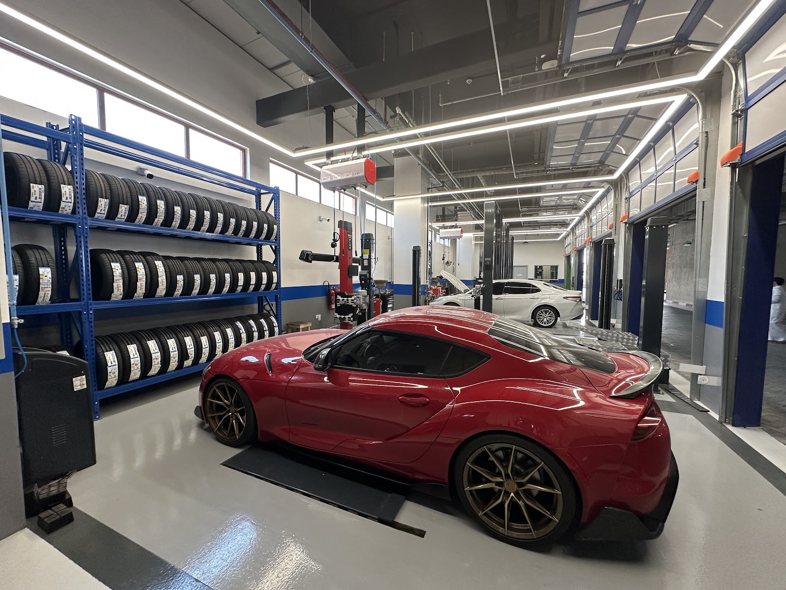 Al-Futtaim Auto Centers – City Center Al Zahia photo