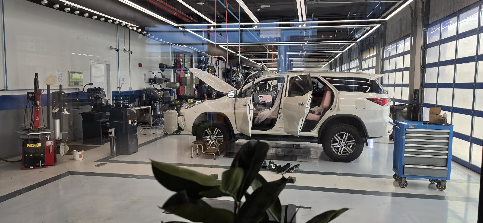 Al-Futtaim Auto Centers – ICAD - Near Dalma Mall Abu Dhabi photo