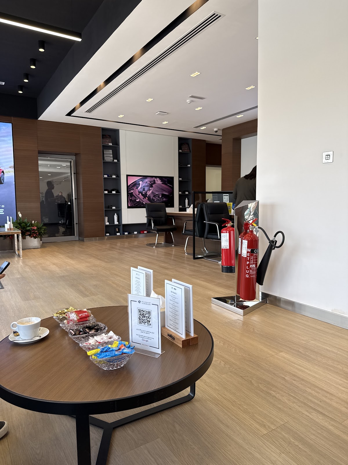 Al Ghandi Auto Service Ras Al Khor - الكندي للسيارات مركز الصيانة رأس الخور photo