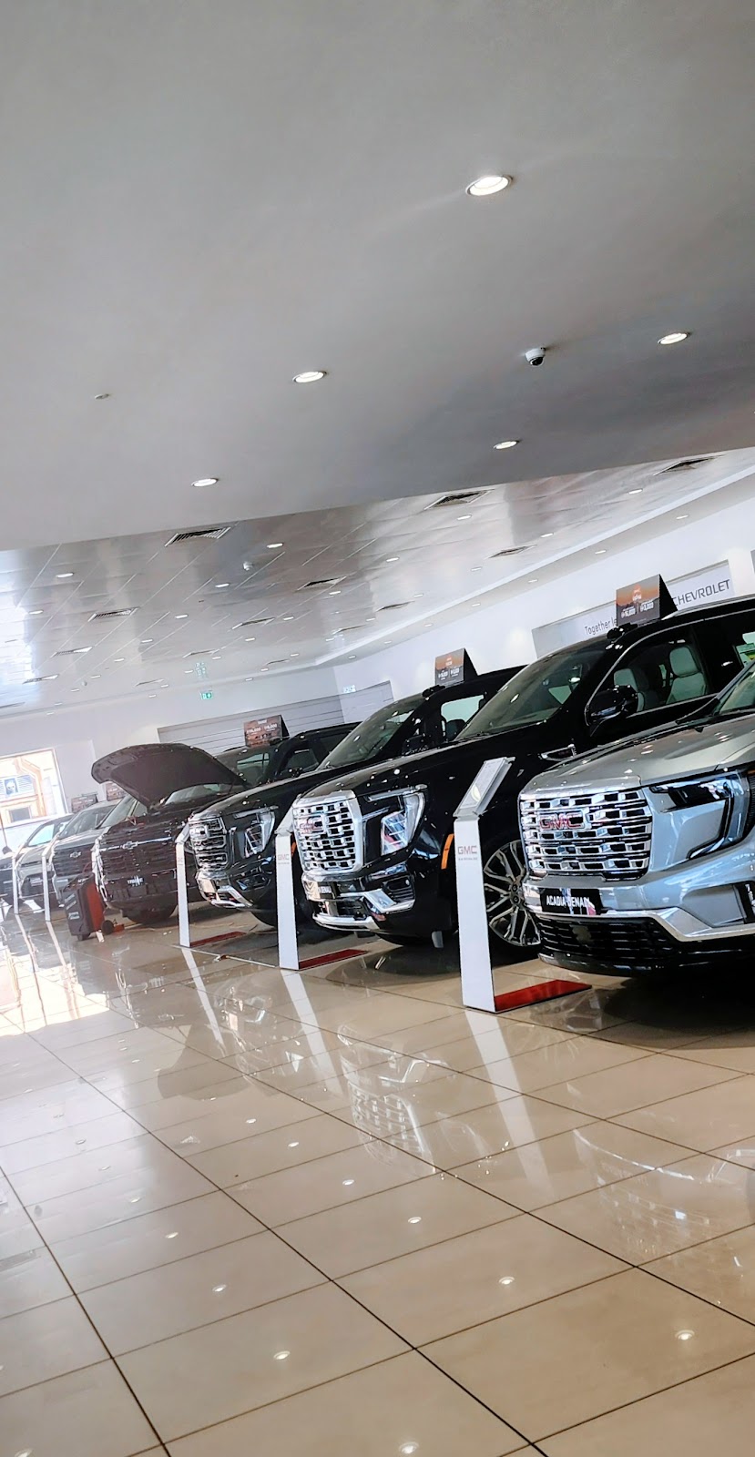 Al Ghandi Auto Service Sharjah - الكندي للسيارات مركز الصيانة الشارقة photo