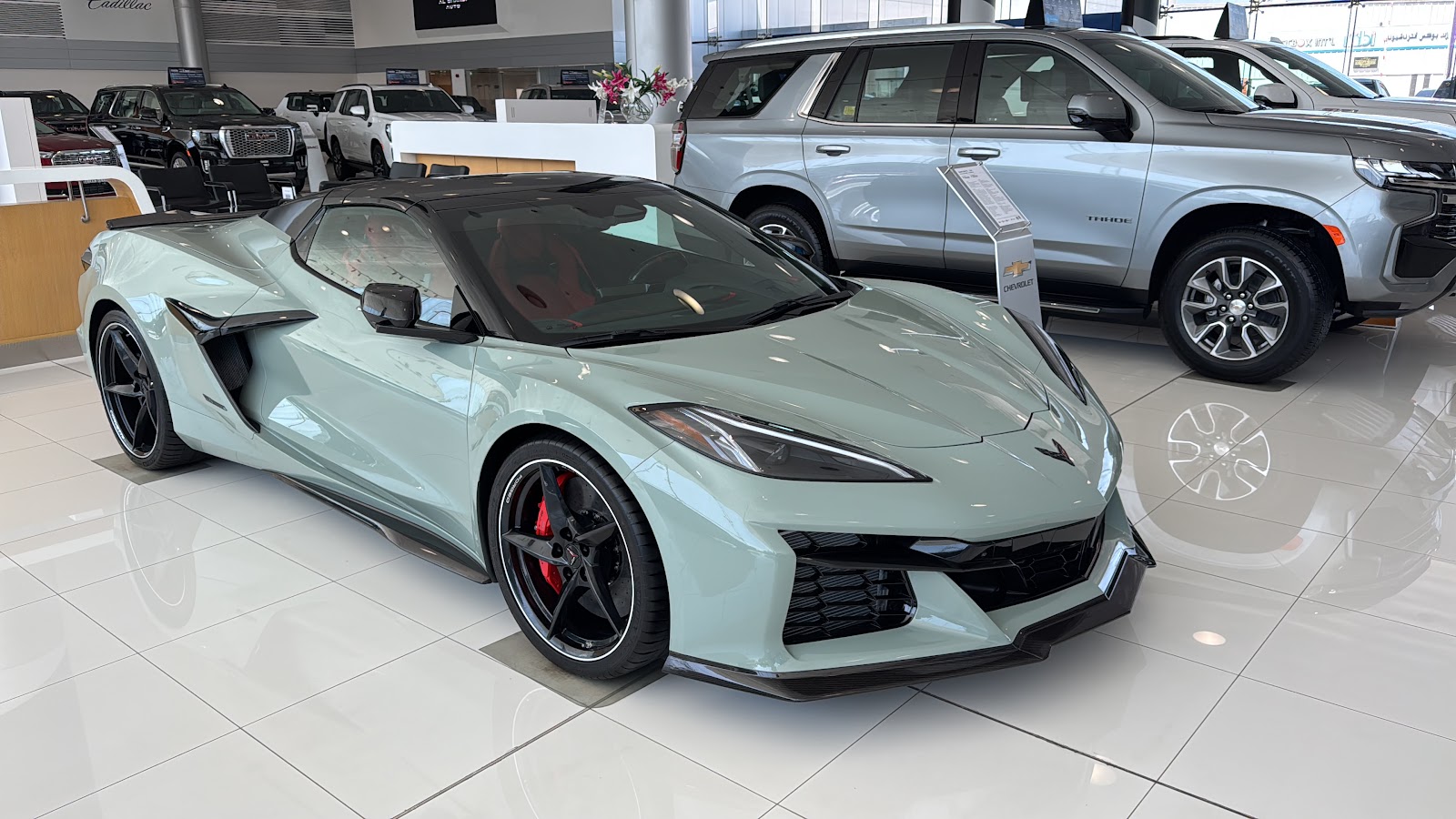 Al Ghandi Auto Showroom Deira - معرض الكندي للسيارات ديرة photo