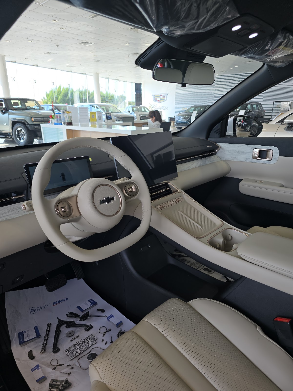 Al Ghandi Auto Showroom Ras Al Khaimah - معرض الكندي للسيارات رأس الخيمة photo
