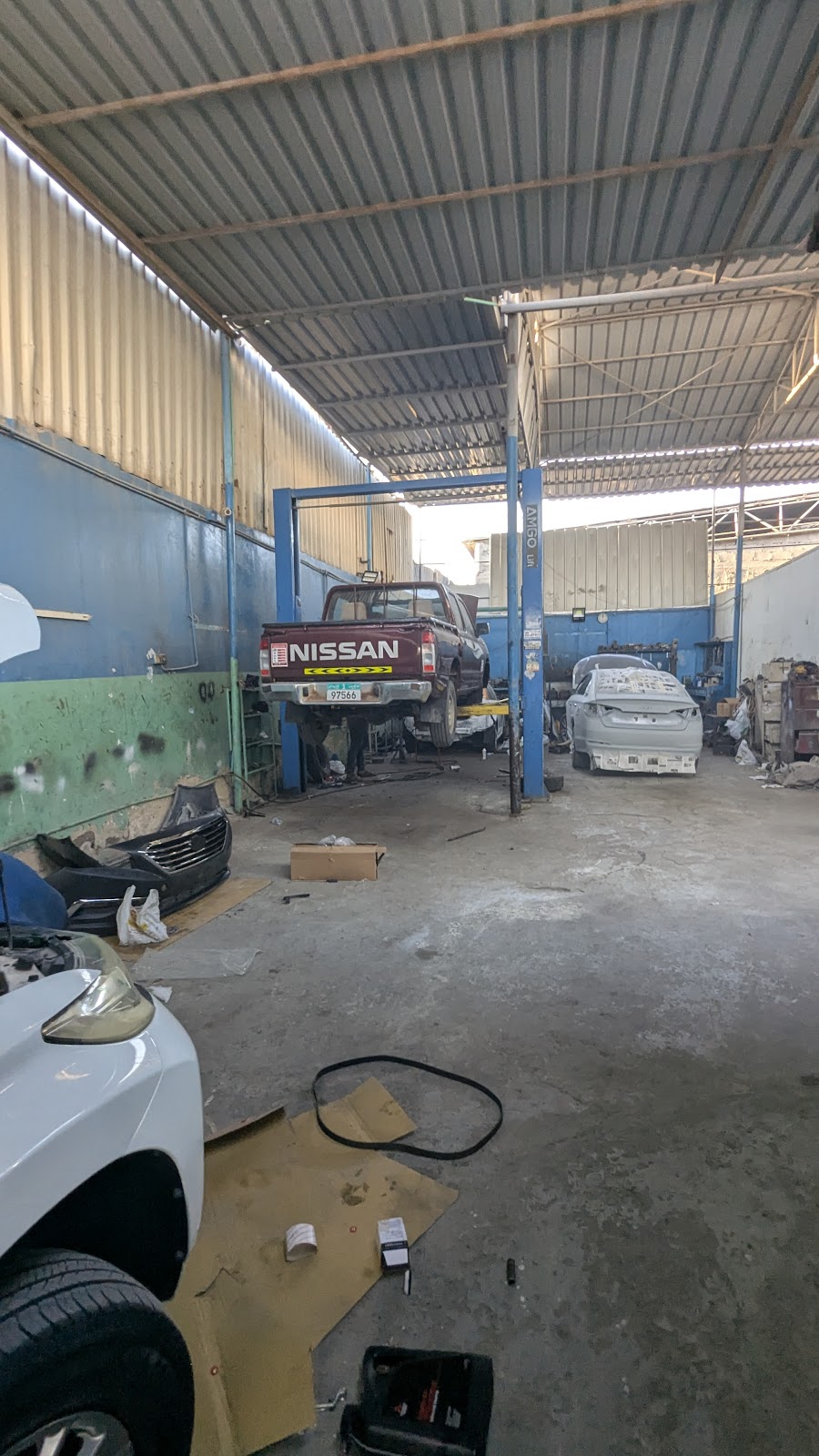 Al Shahra auto repair workshop photo