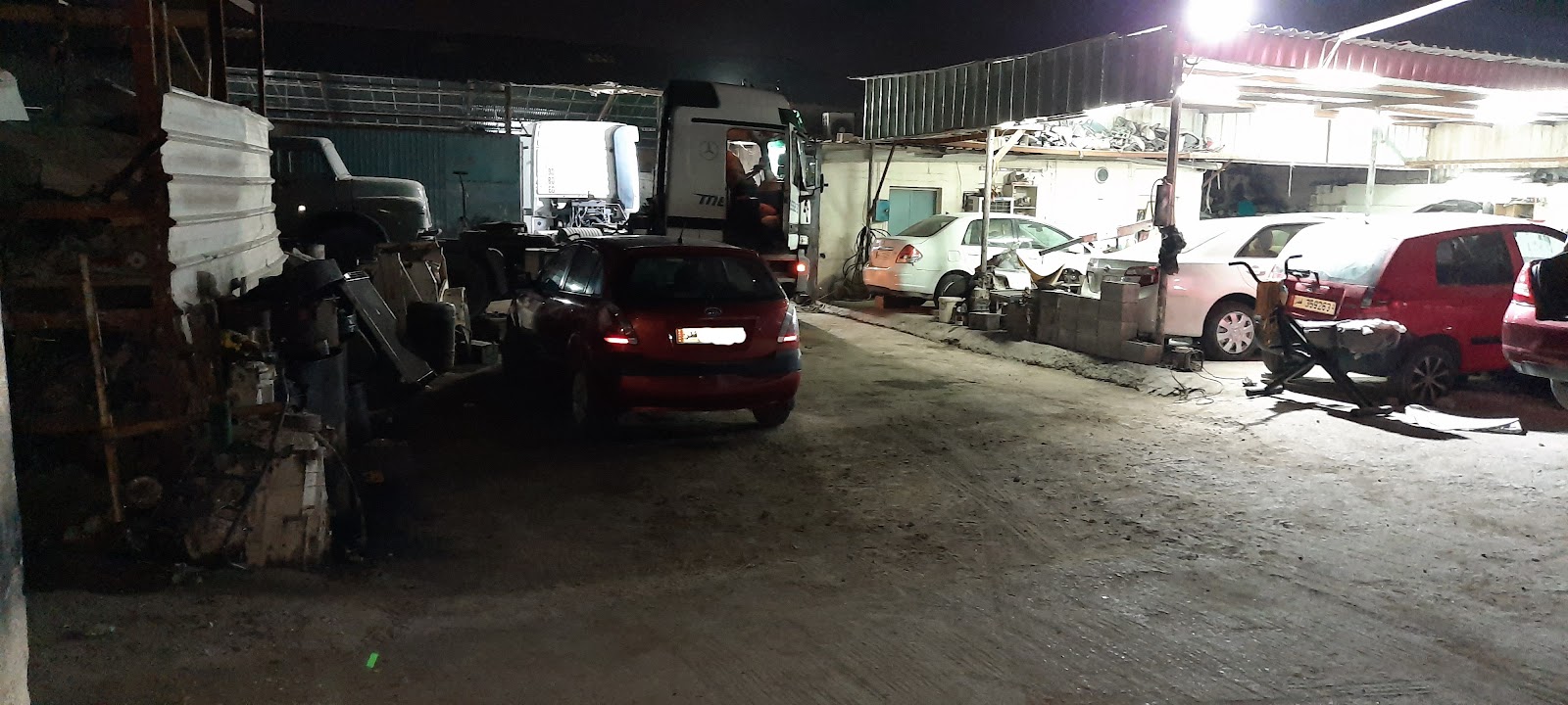 al youla garage photo