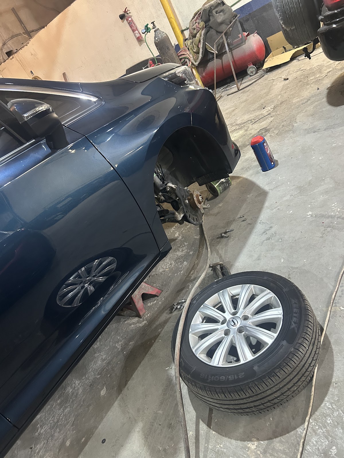 Auto Repair workshop photo