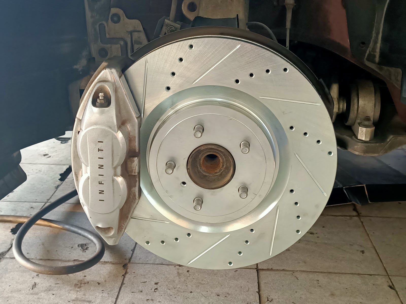 Bosch Car Service - Central Motors - Bateen photo