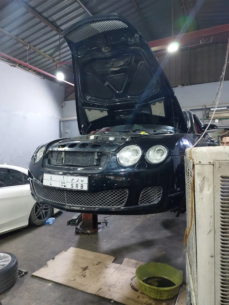 شركة روائع السيارات لصيانة السيارات ورشة رقم ١٦ | Car repair and maintenance workshop no.16 photo