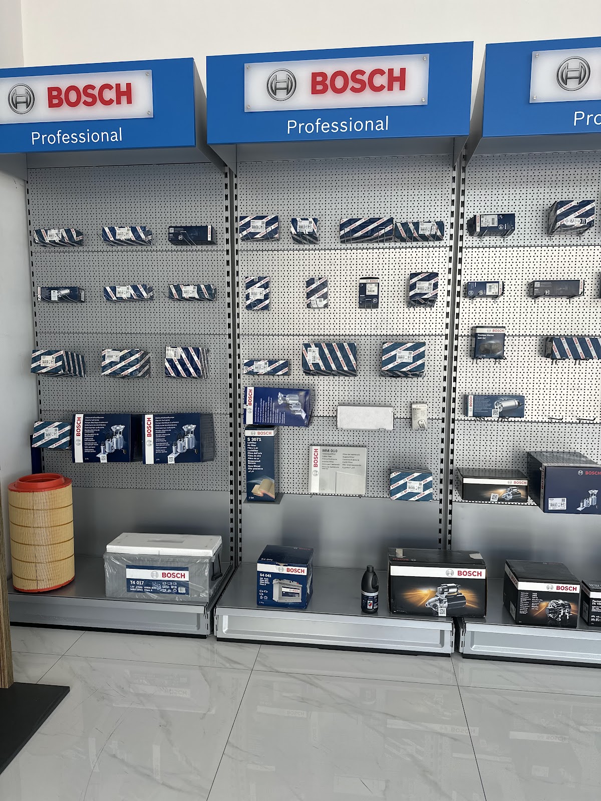 Central Motors & Equipment - Abu Dhabi Branch photo