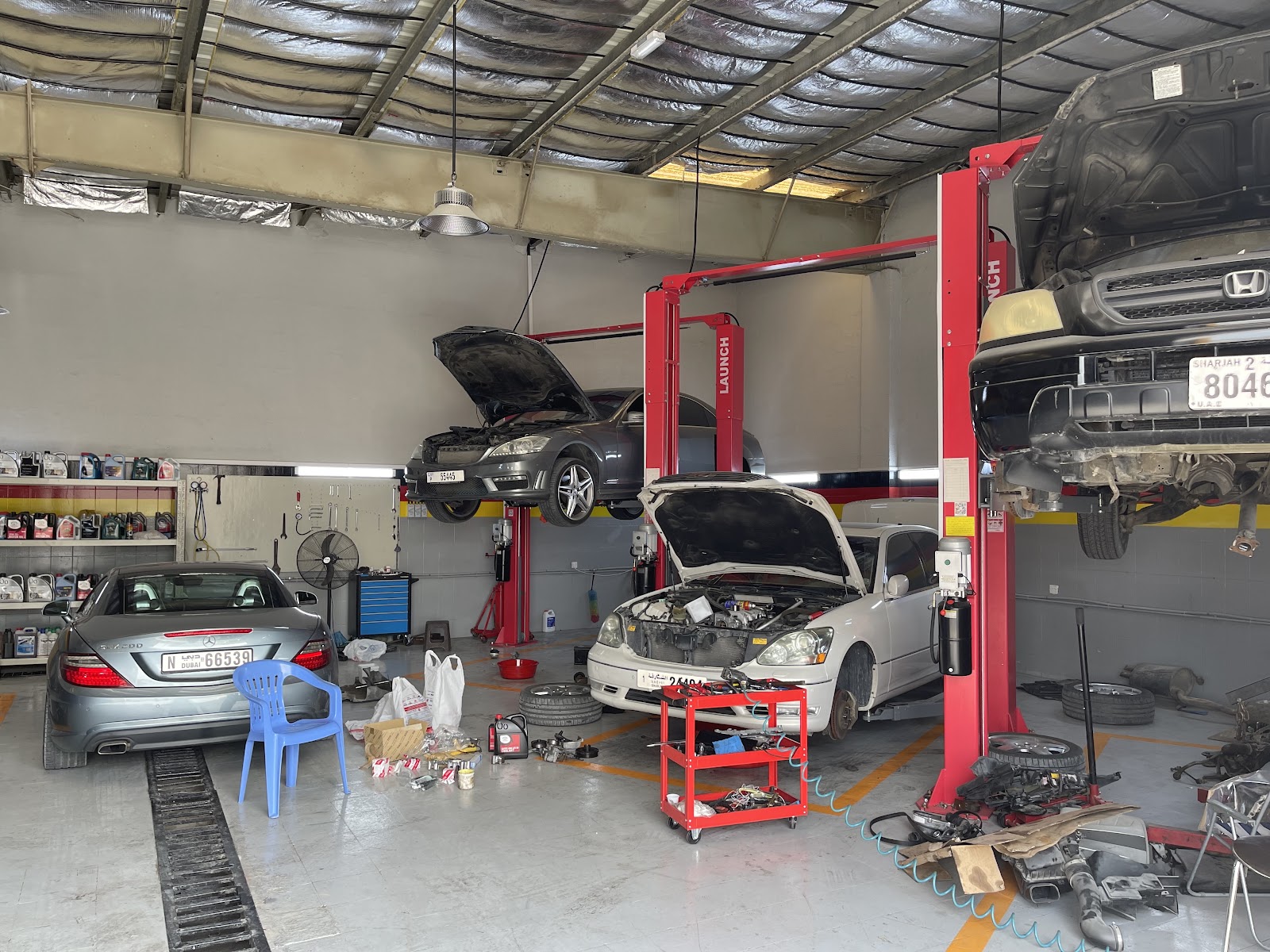 ENGINE HOUSE workshop & car maintenance photo