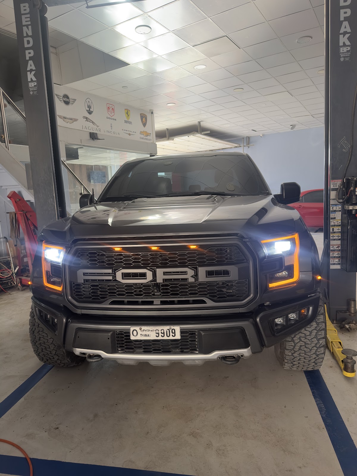 كراج الأوروبي الأمريكي european american garage photo