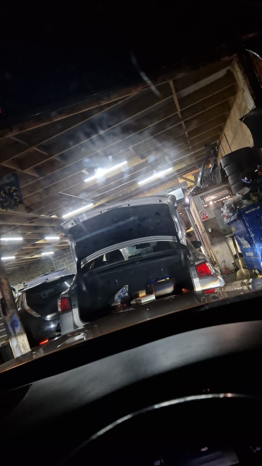 Fasttrack Emarat - Battery Mobile Service photo