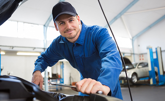 First Line Auto Garage LLC الخط الاول كراج للسيارات ذ.م.م. photo