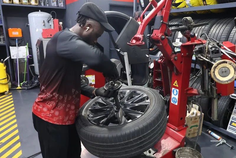 First Stop (Metaverse Auto Services & Tyre) City Walk Branch photo