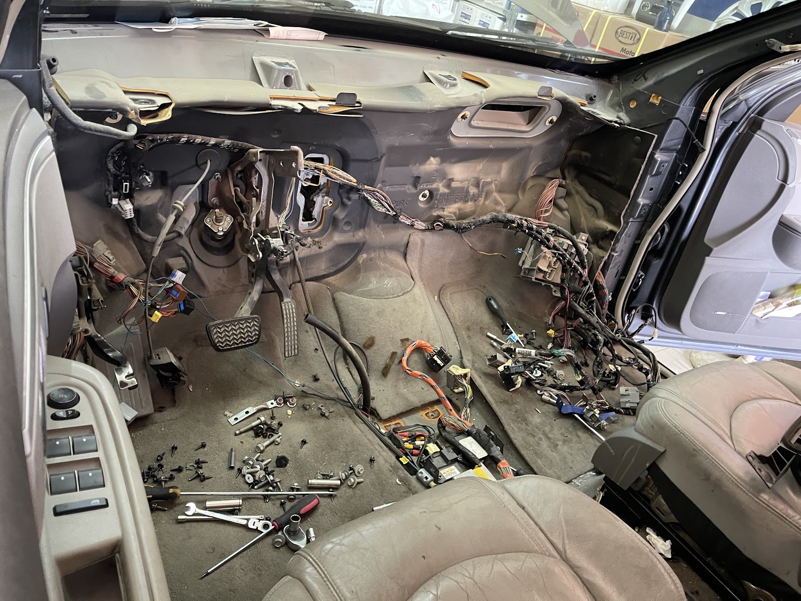 Gulf Masters Auto Repair الخبراء لإصلاح السيارات photo