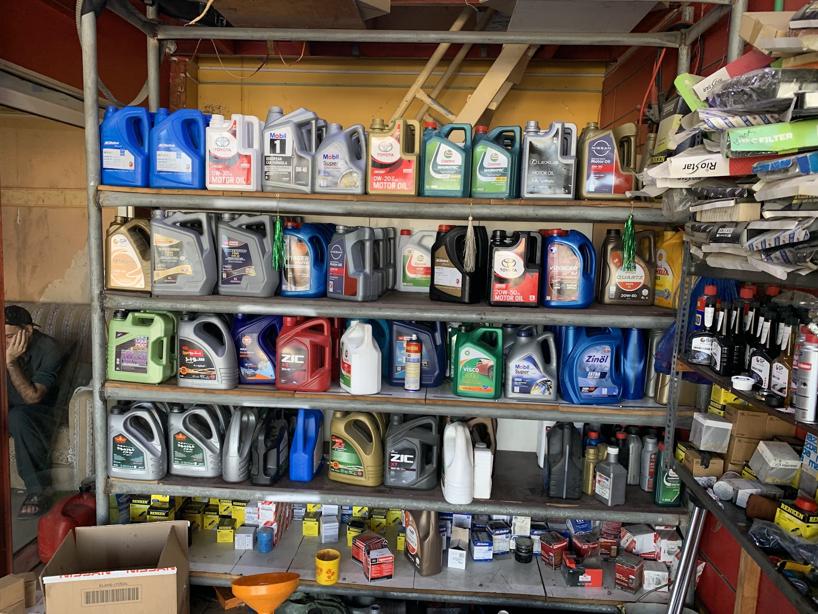 Habib vehicle oil change photo