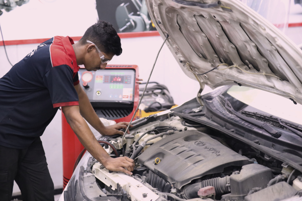 Indian Star Automobile Repair Workshop Mussaffah photo