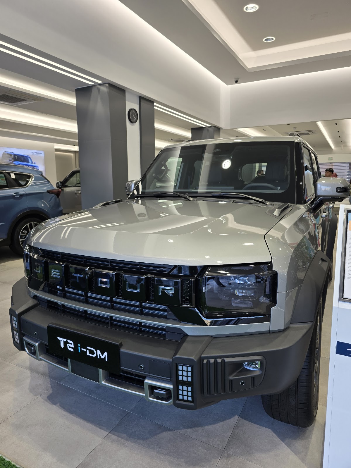 Jetour Showroom – Sana Signal | جيتور صالة عرض – إشارة سناء photo