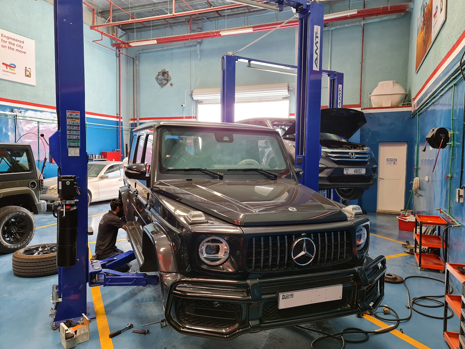 Kinetic auto service center photo