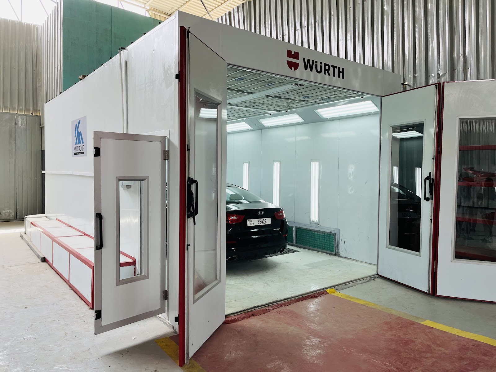 KM Garage Abu dhabi photo