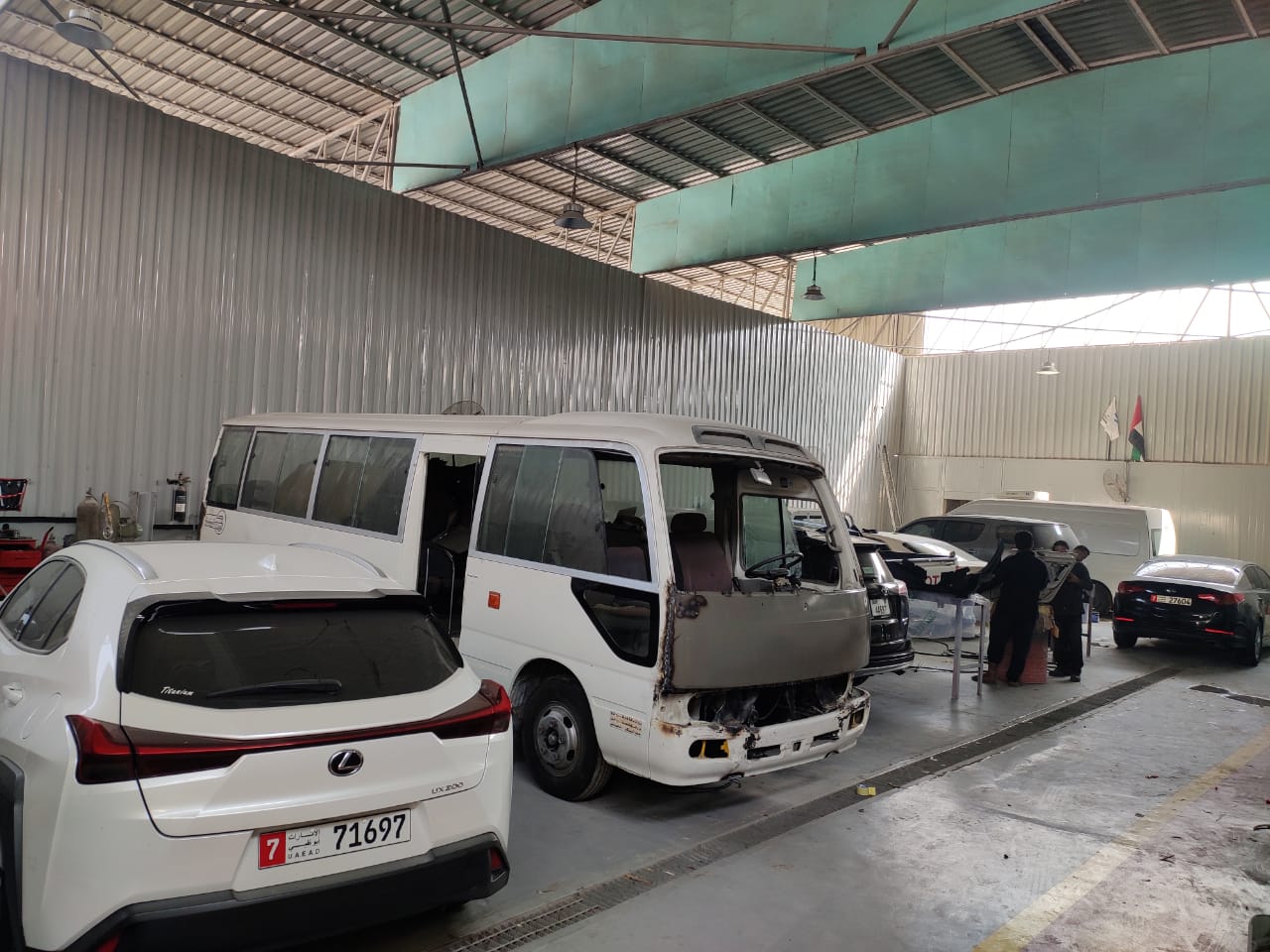 KM Garage Abu dhabi photo