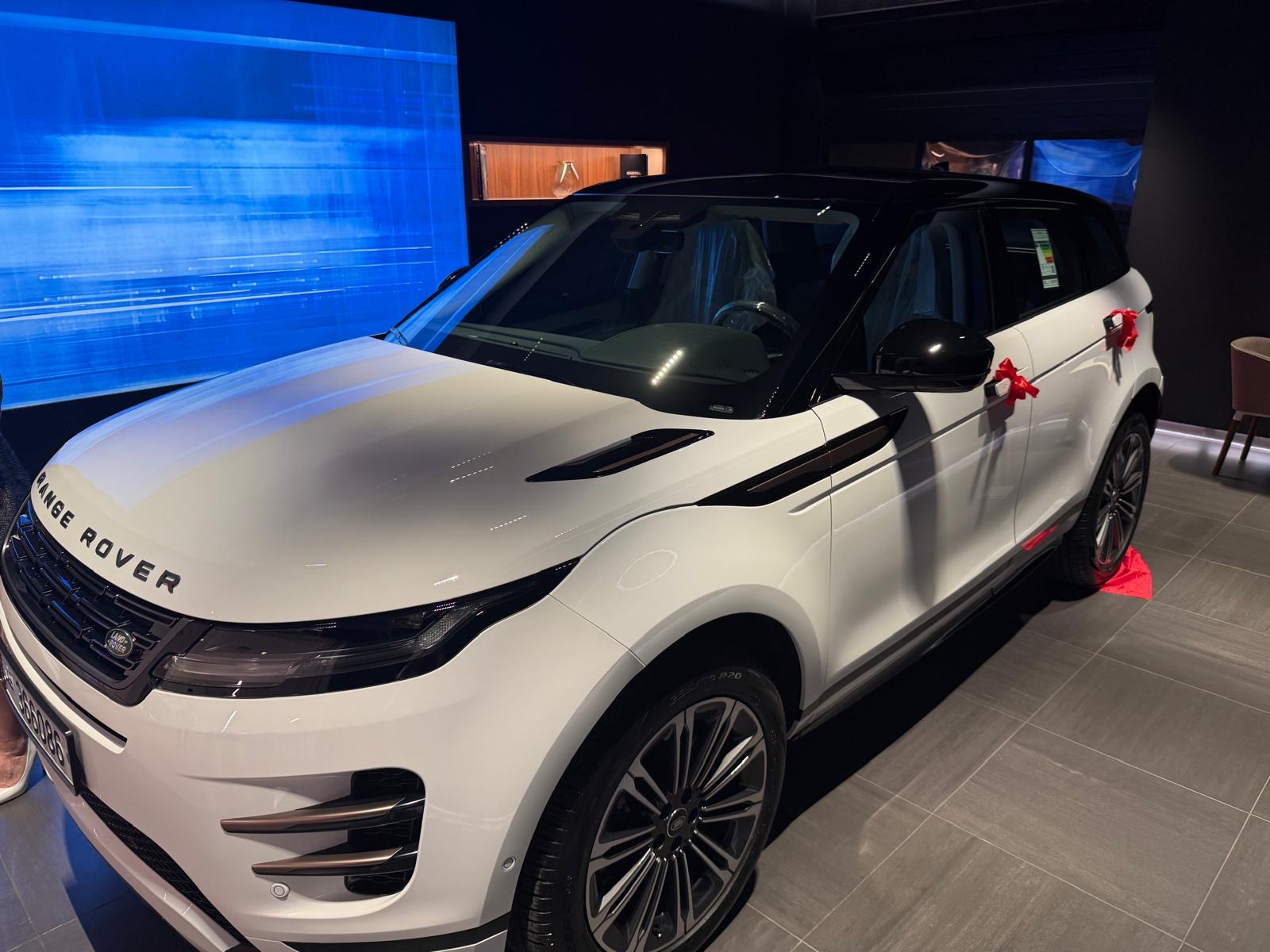 Land Rover Retailer Alfardan Premier Motors photo
