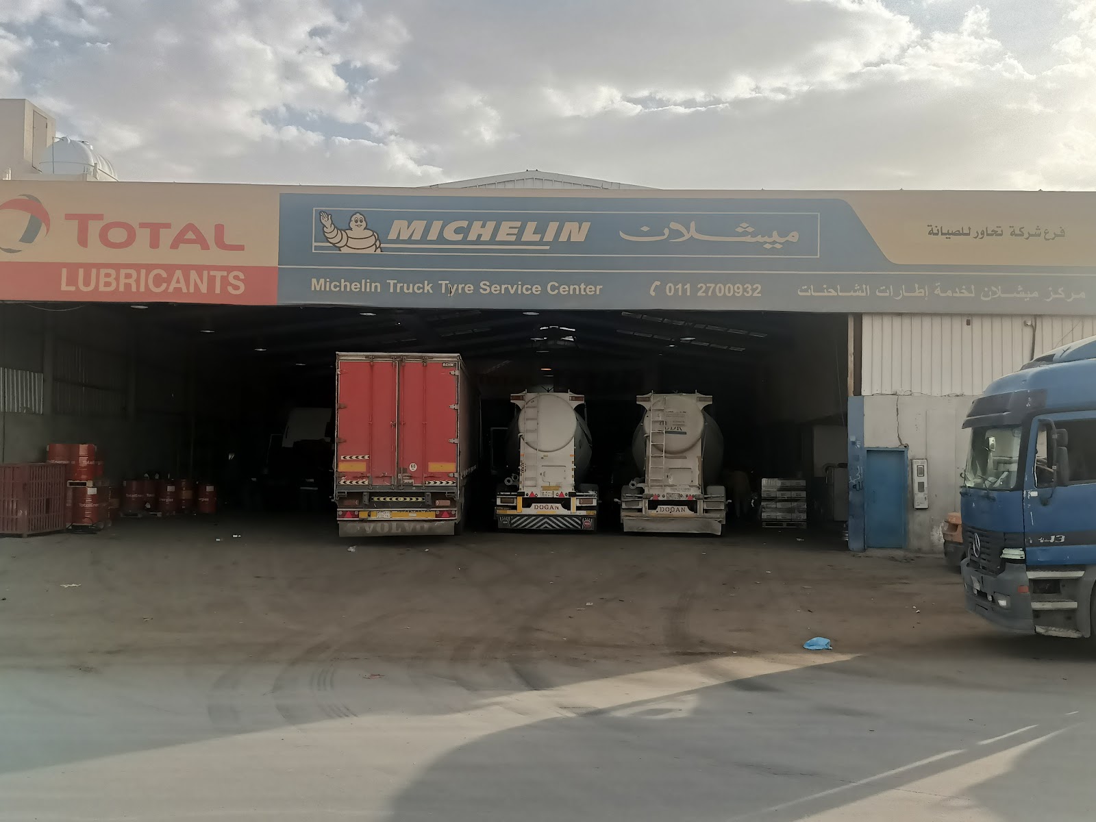 Michelin Truck Service center-Tahawer for Maintenance photo