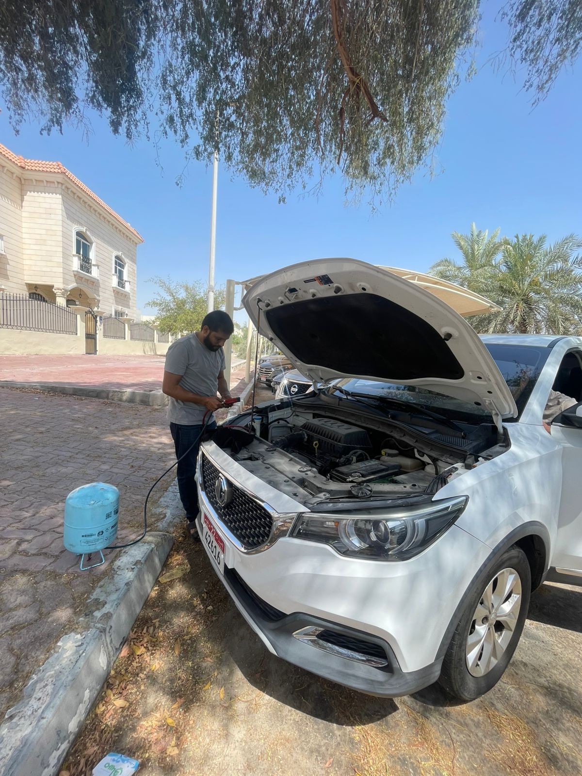 Mobile Car Repair Abu Dhabi photo