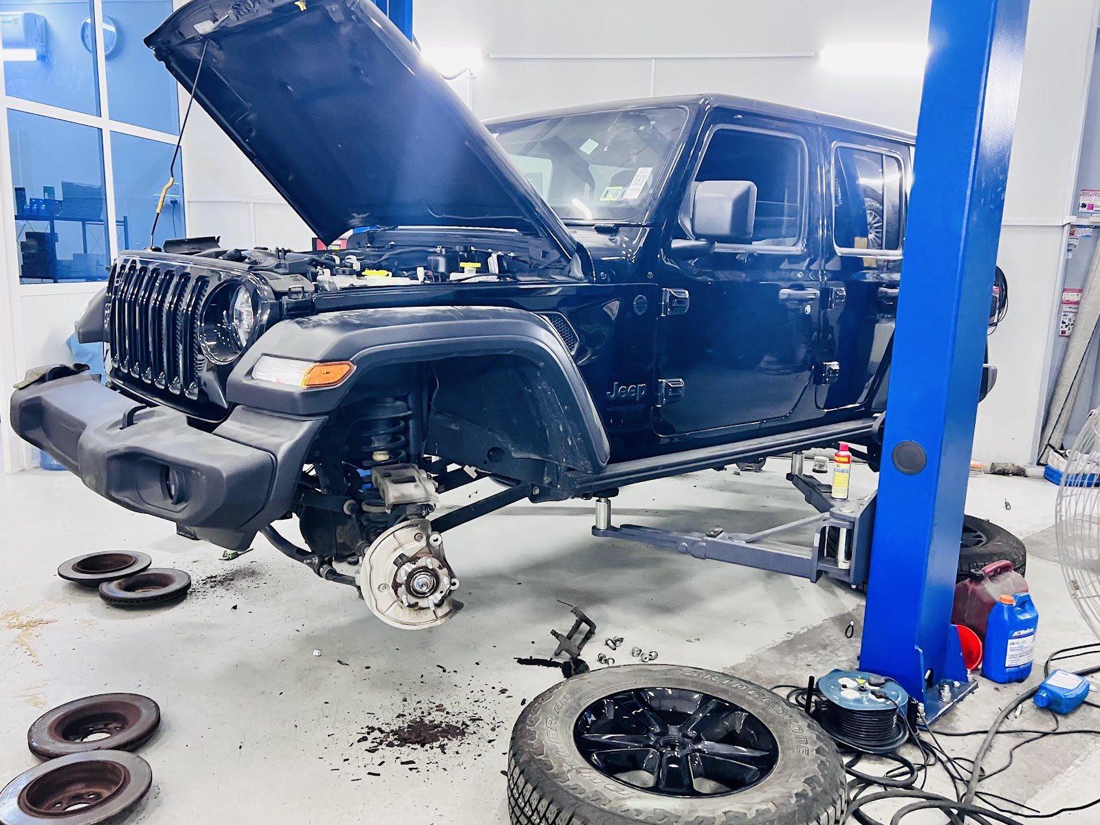 Muhammad Azeem auto maintenance photo