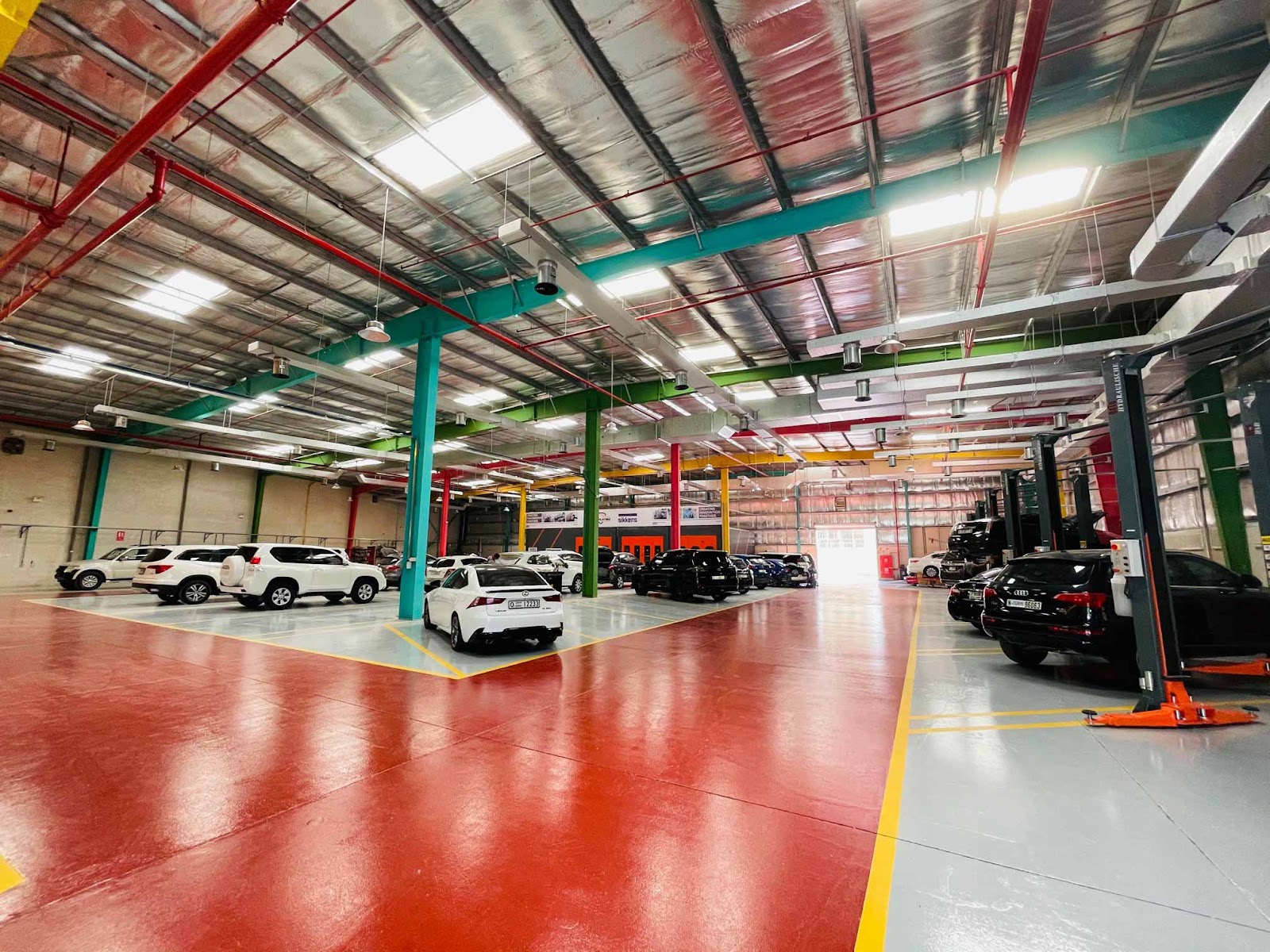 PAL Auto Garage (Br.) DIP 1 - PAL Platina - TESLA Approved Bodyshop photo