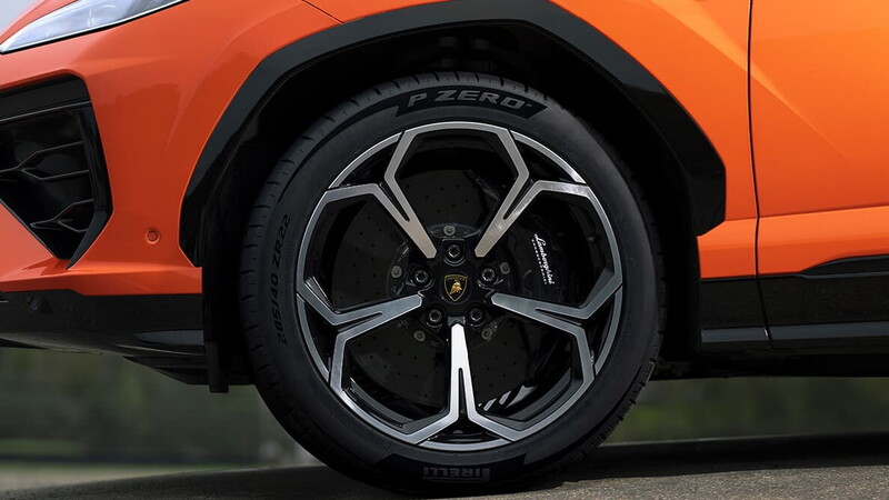 Pirelli Tyre Centre TEC13 بيريللي photo