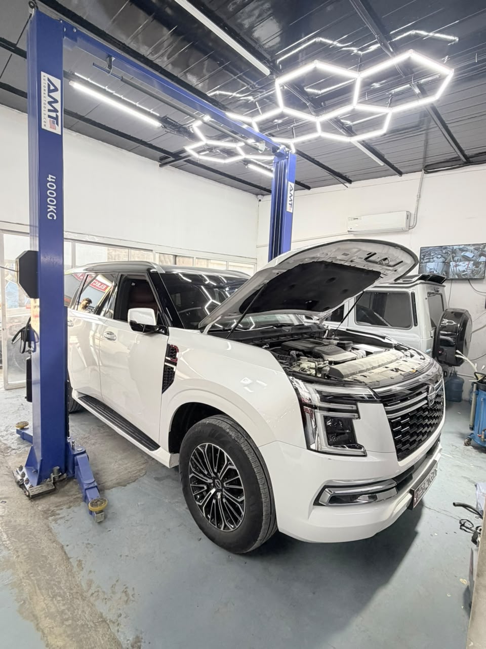 Rapid Rev Garage Damac Hills 2 photo