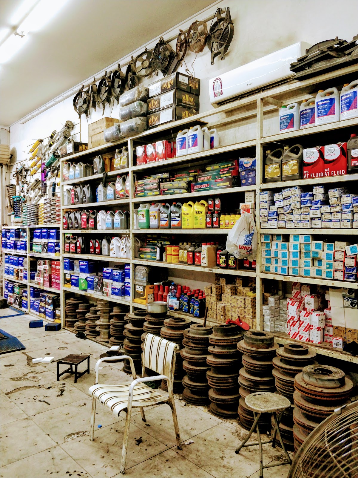 Sattam Saeed car repair & sale parts photo