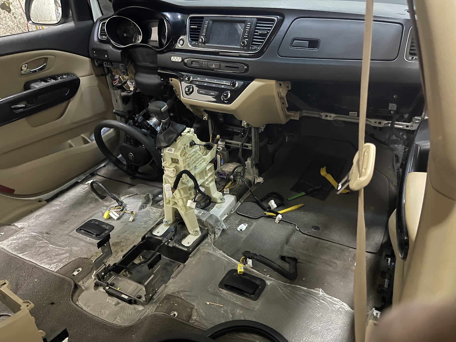 SILVER AUTO ELECTRIC AND AC REPAIRING photo