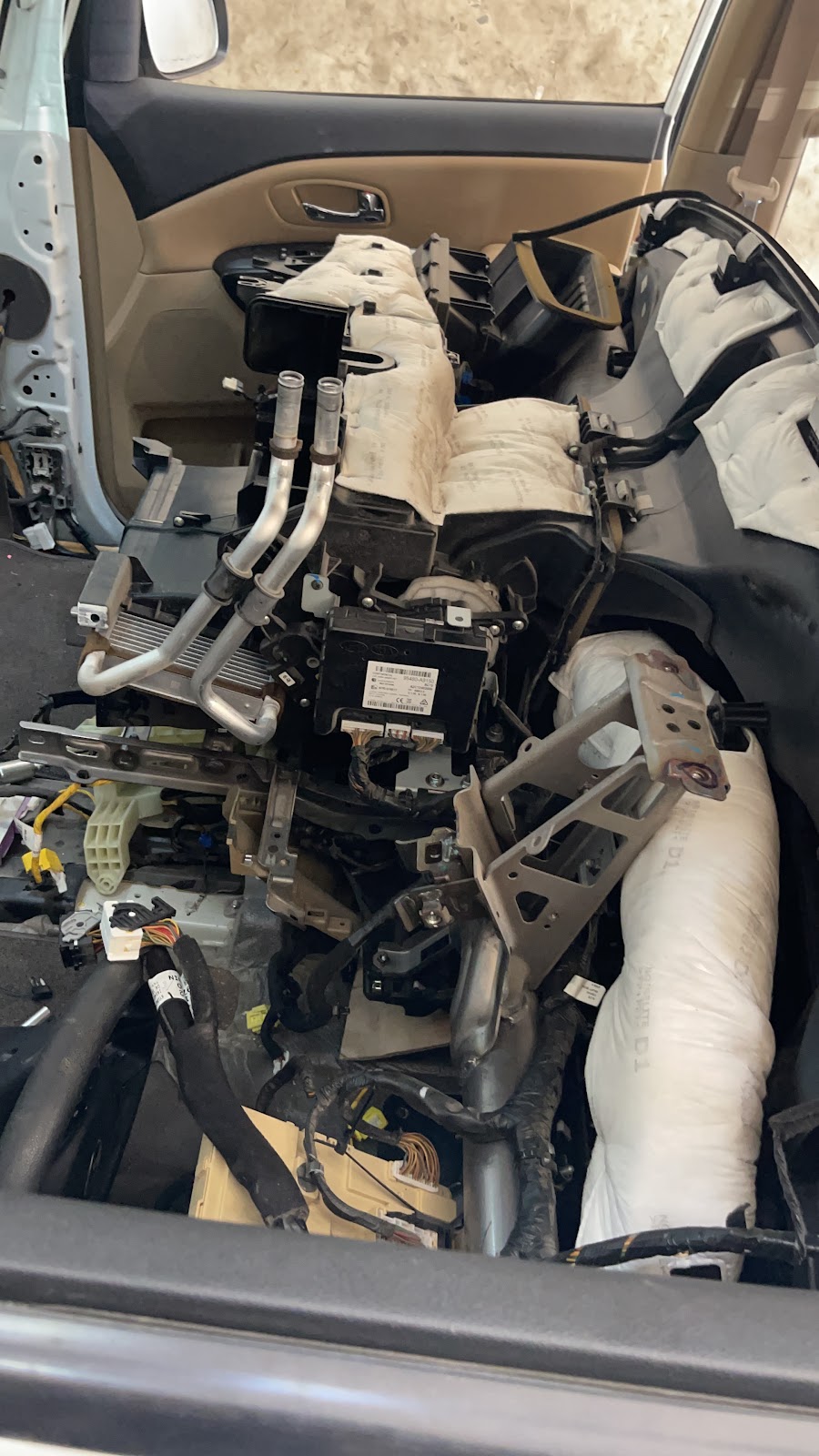 SILVER AUTO ELECTRIC AND AC REPAIRING photo