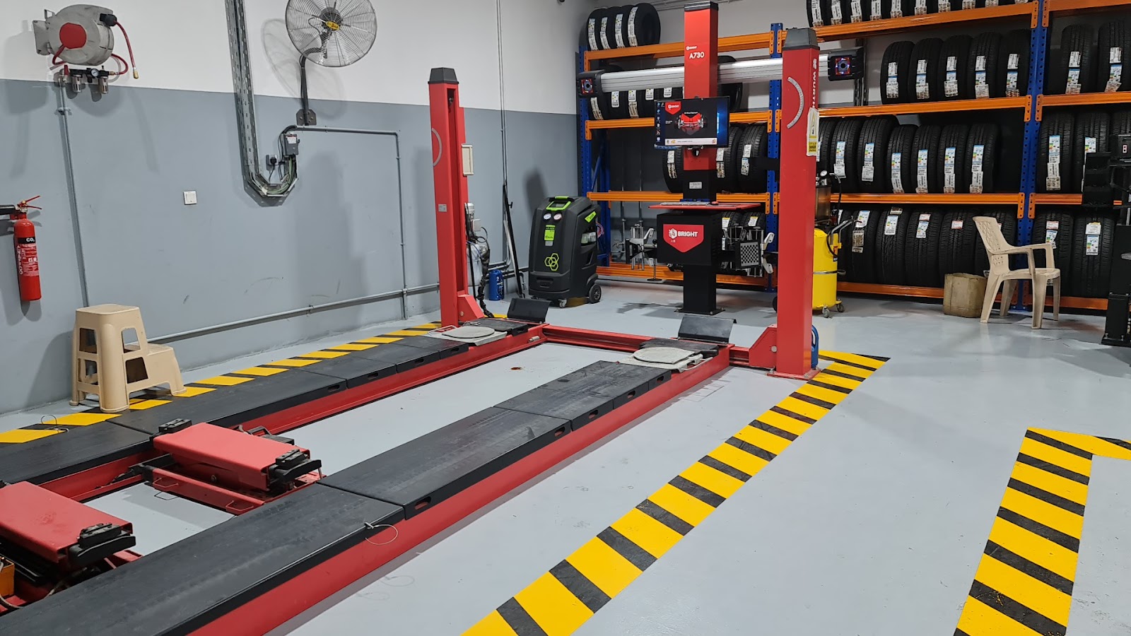 Superfix Auto Center Mahaskar - سوبرفكس لتصليح السيارات المعسكر photo