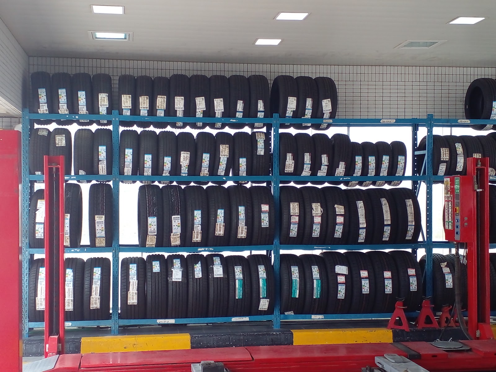Superfix Auto Center Mezyad - سوبرفكس لتصليح السيارات مزيد photo