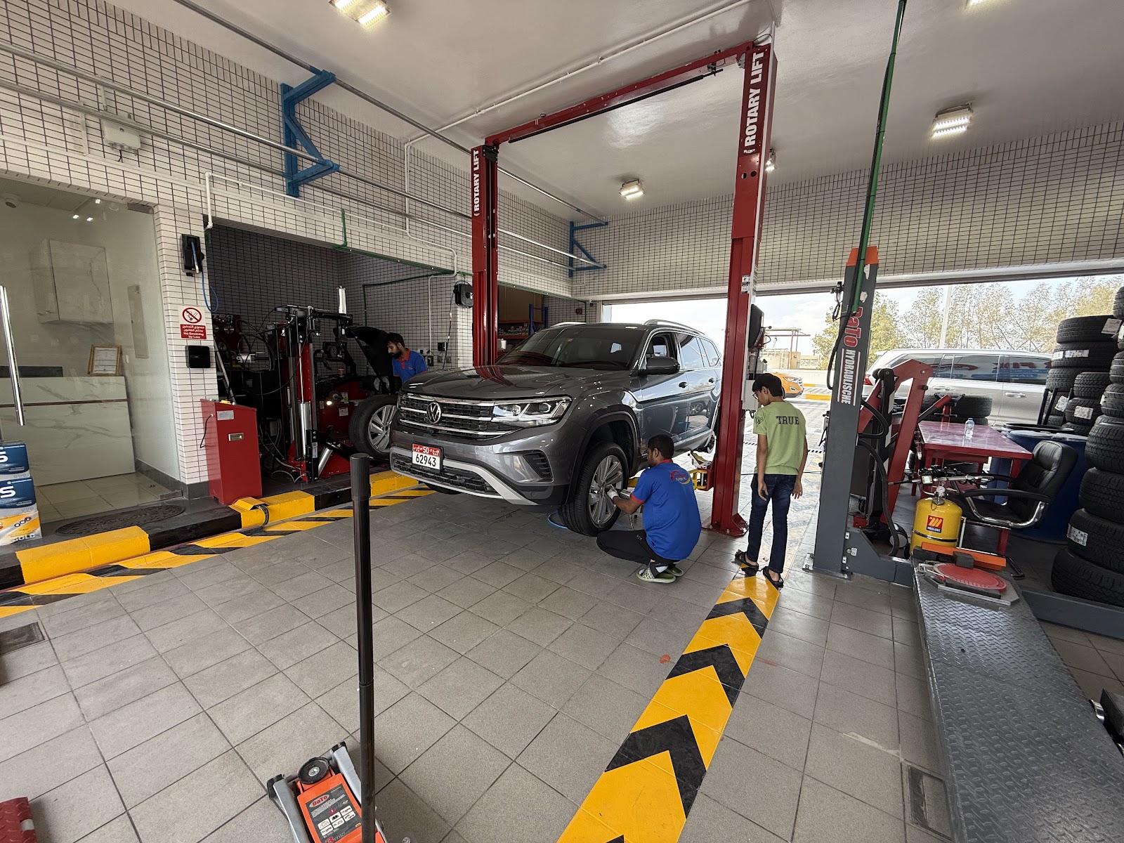 Superfix Auto Center YAS South - سوبرفكس لتصليح السيارات جنوب ياس photo