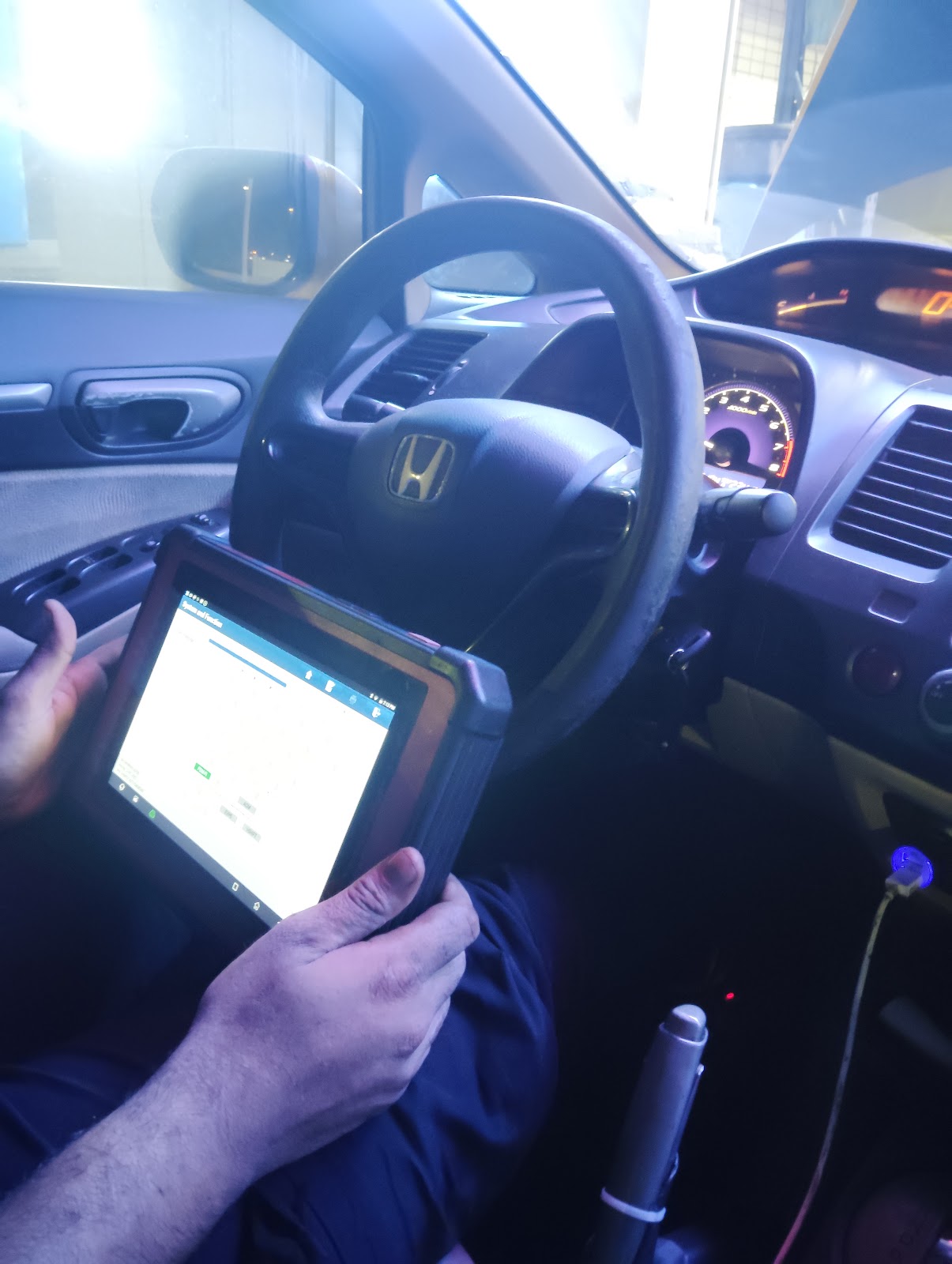 Superfix Auto Center YAS South - سوبرفكس لتصليح السيارات جنوب ياس photo