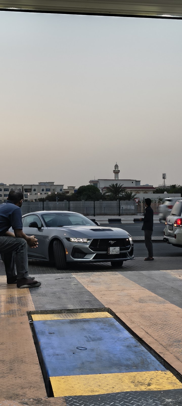 Venture automobile service photo